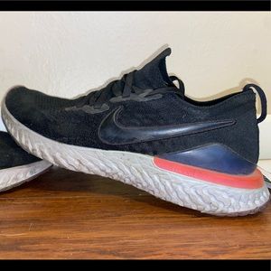 Men’s Size 11.5 Nike Flyknit React Running Shoe